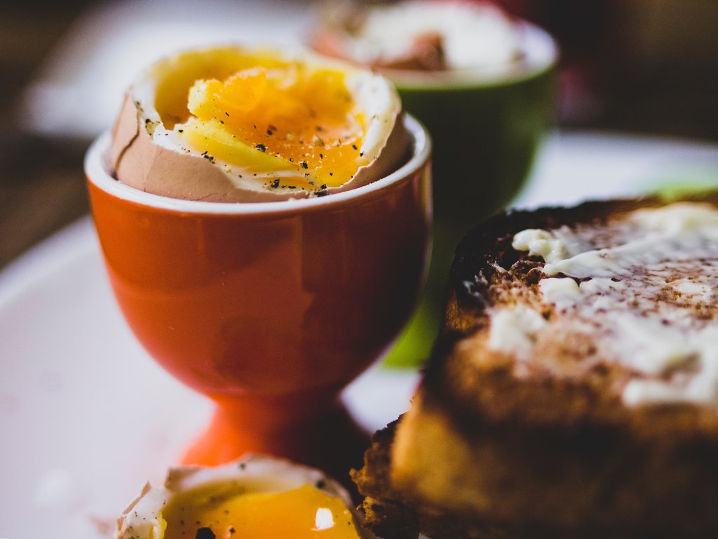 Boiled eggs and toast