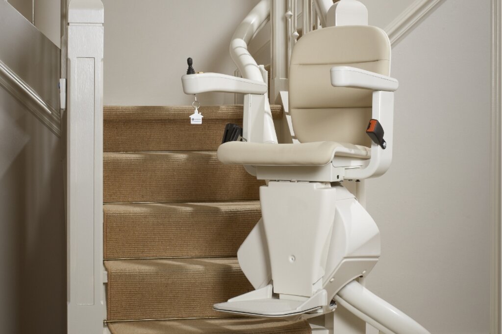 Companion Freecurve stairlift