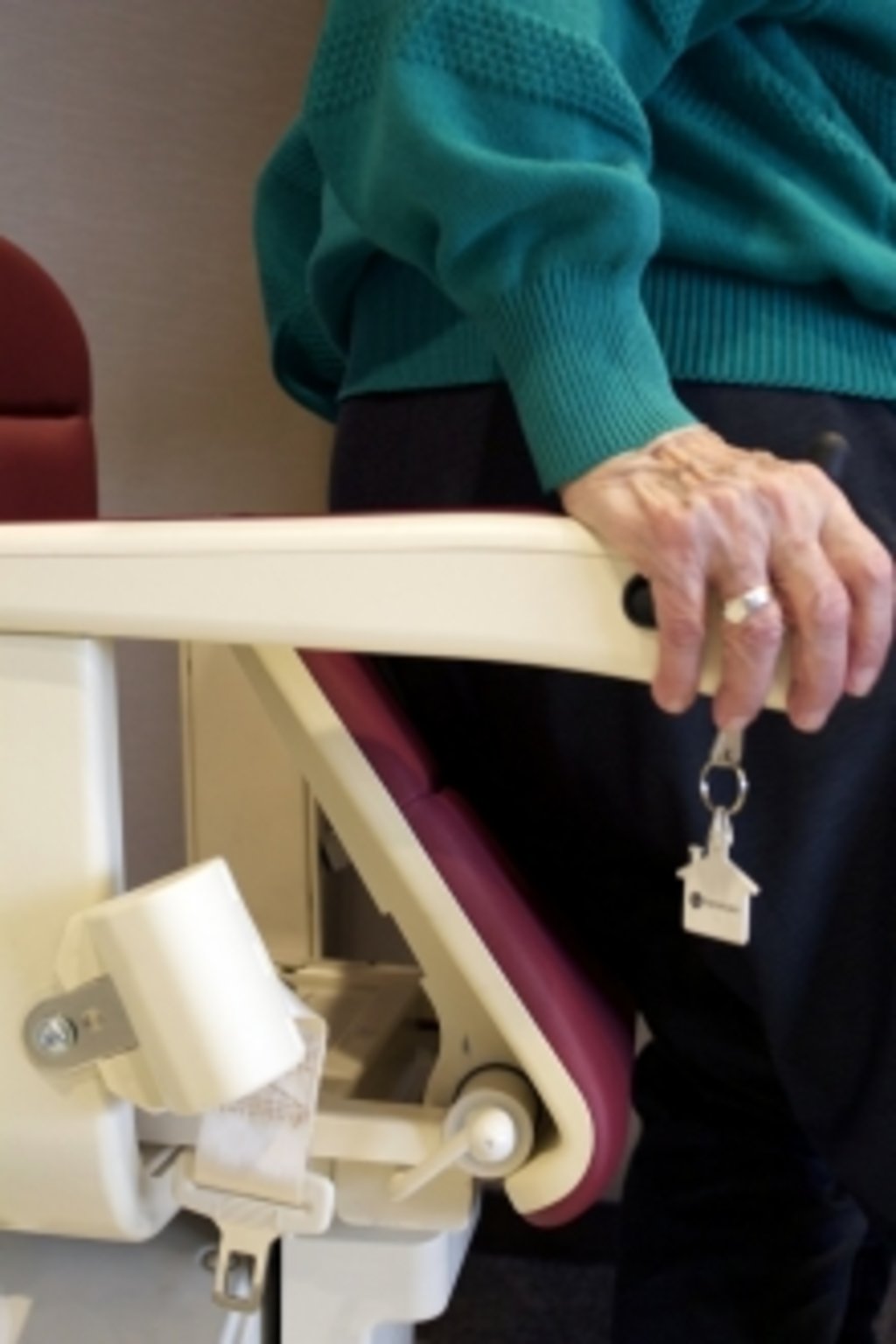 Stairlift optional features mean more people can "turn and go"