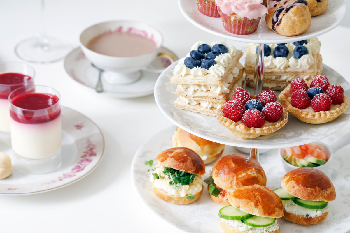 How to host the perfect afternoon tea party